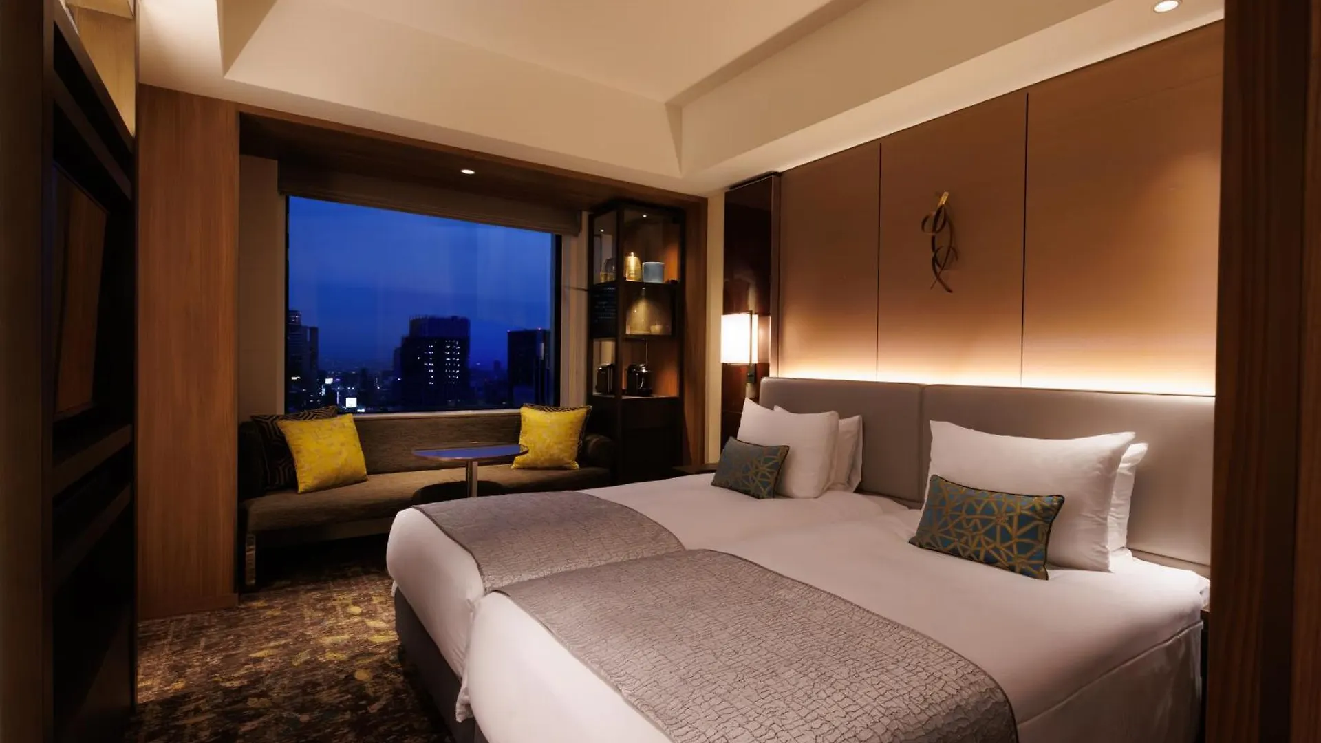 The Royal Park Hotel Iconic Osaka Midosuji 5*,  Giappone